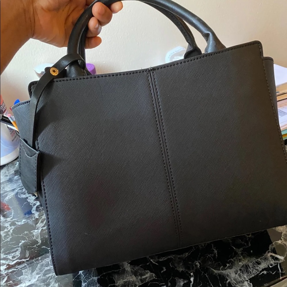 Handbag - Picture 2 of 4